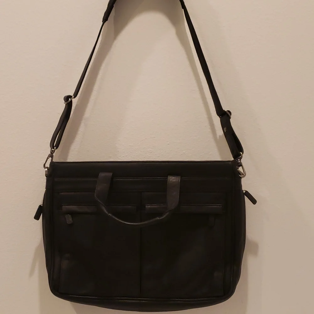 El Portal Black Leather briefcase